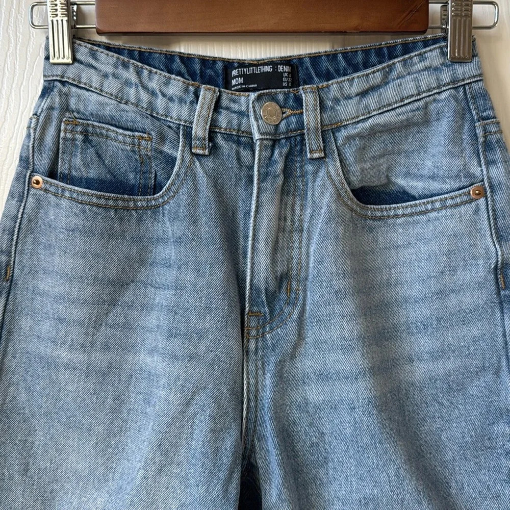 PrettyLittleThing Mom Distressed Ripped Jeans size 0 - Picture 3 of 14